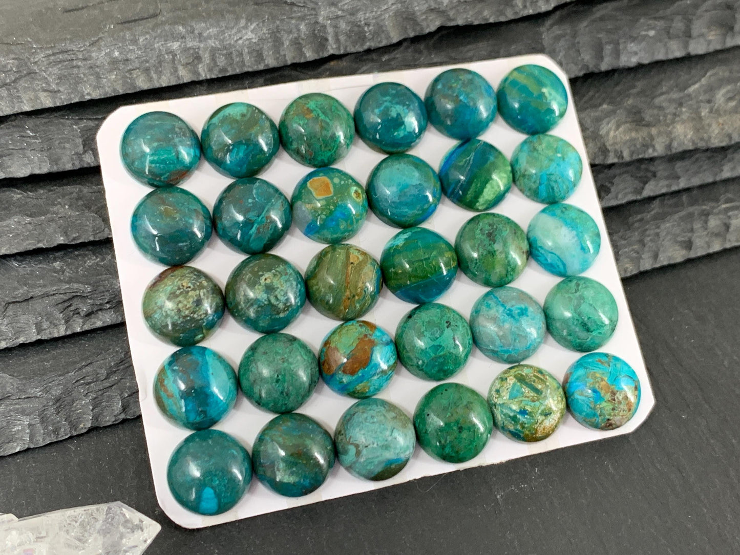 Opaline round 12mm cabochon- Calibrated cabochons